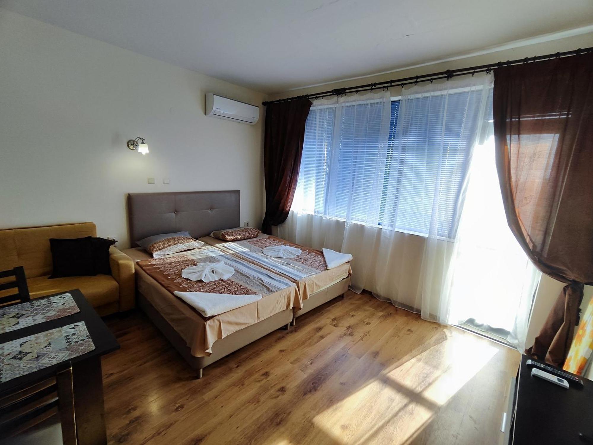 Europroperties Yalta Apartments Golden Sands Exterior photo